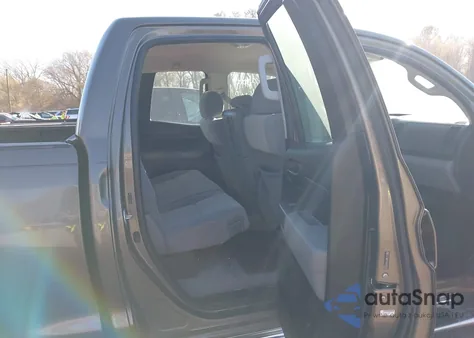 2010 Toyota Tundra Grade 5.7L V8 from USA, damaged, VIN 5TFUW5F19AX096328